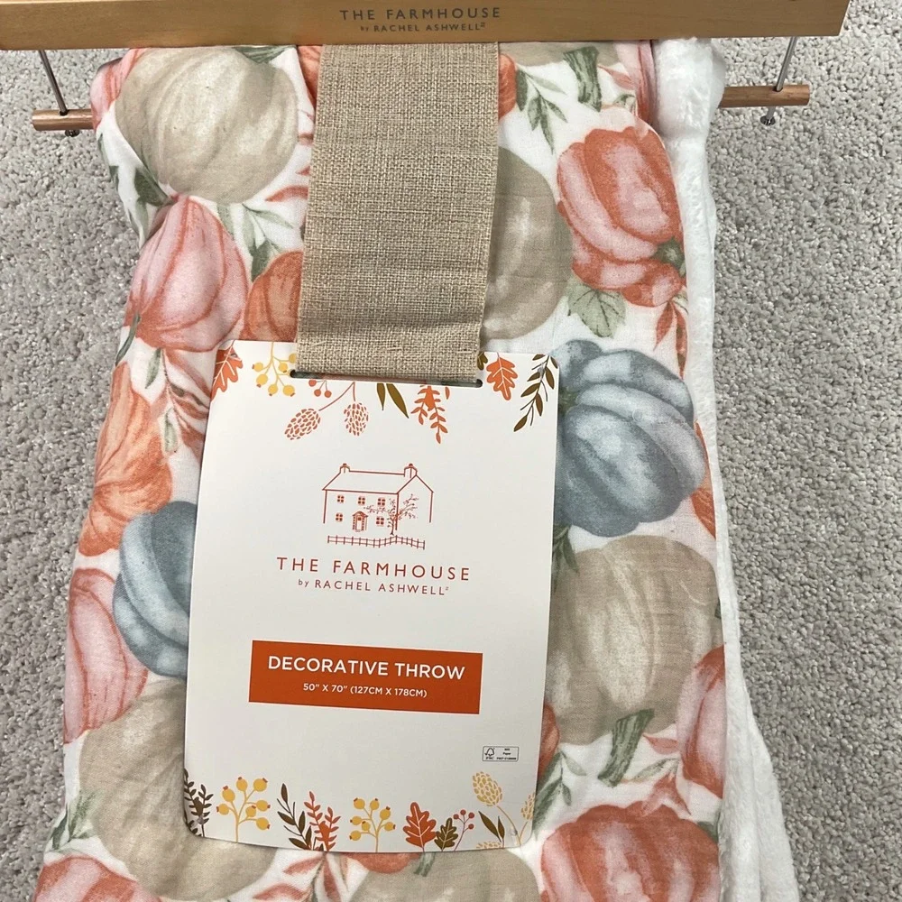 The Farmhouse Rachel Ashwell Pumpkin Throw Blanket 50x70 Fall Decor Faux Fur New